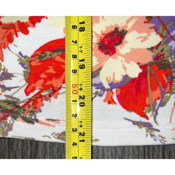 Flowers and Roses Croft & Barrow Shirt - Picture 9 of 11